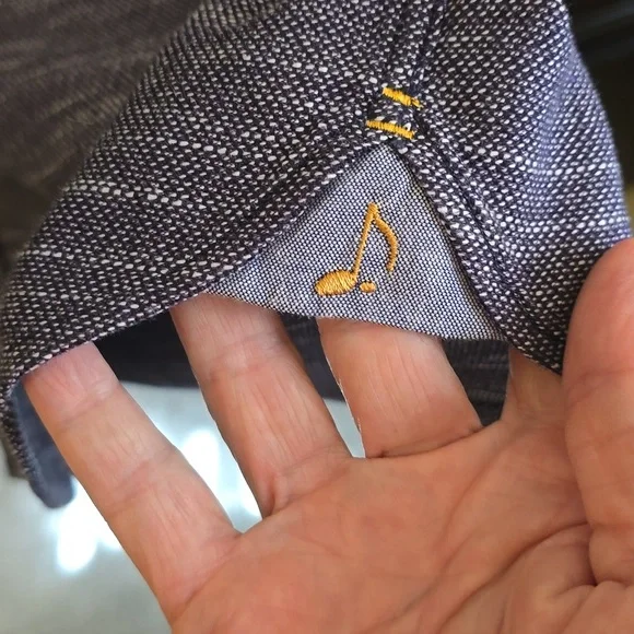 32 Bar Blues Cotton Dress Shirt - Picture 3 of 8